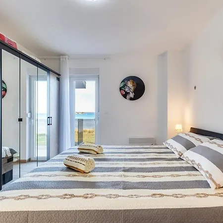 Beachfront Sun Garden By Adex Travel * Privlaka (Zadar)