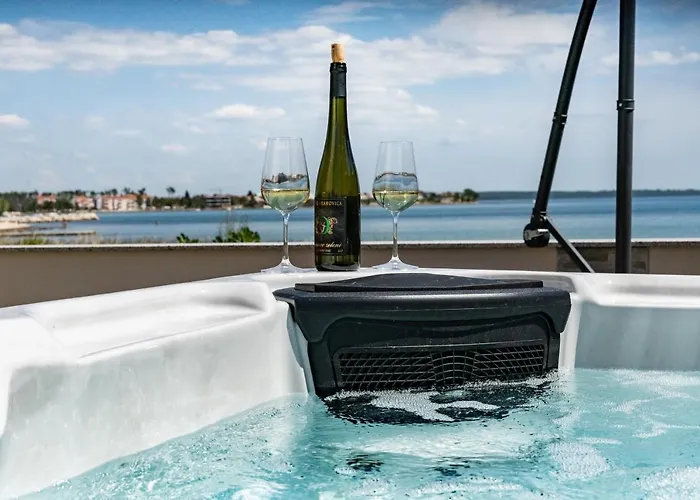 Beachfront Sun Garden By Adex Travel *