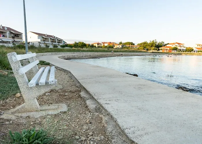 Beachfront Sun Garden By Adex Travel Villa