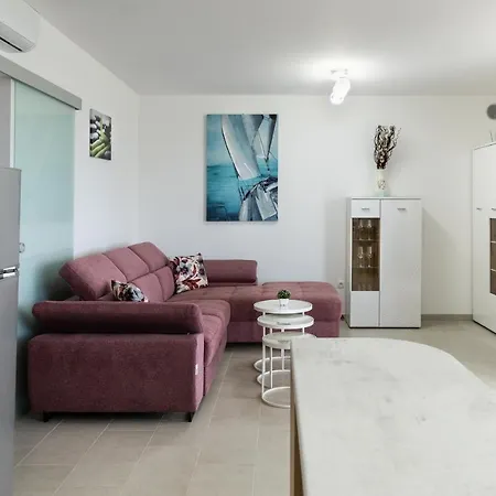 Villa Beachfront With Hot Tubs Sun Garden *