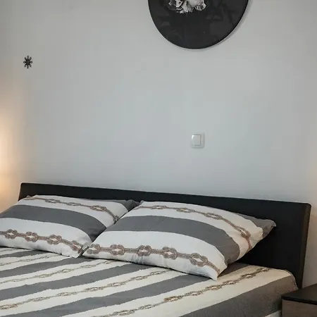 Beachfront With Hot Tubs Sun Garden Villa Privlaka (Zadar)