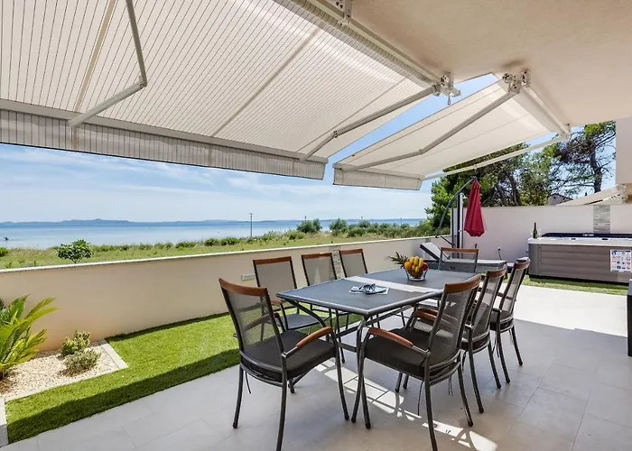 Beachfront Sun Garden By Adex Travel Vila Privlaka (Zadar)