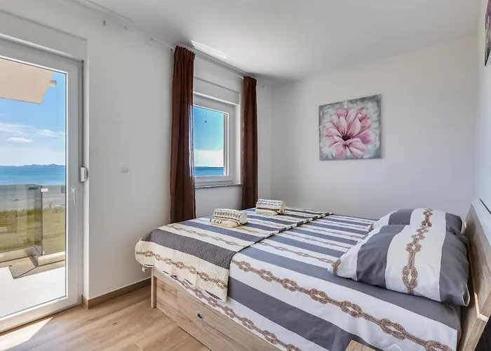 Beachfront Sun Garden By Adex Travel