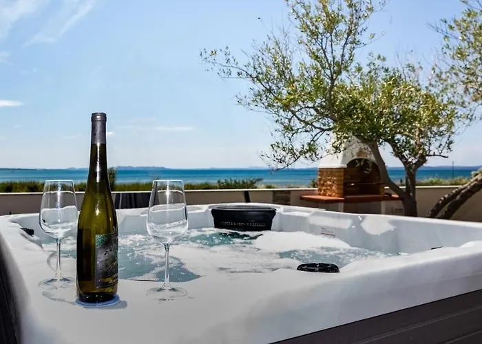 Villa Beachfront Sun Garden By Adex Travel *